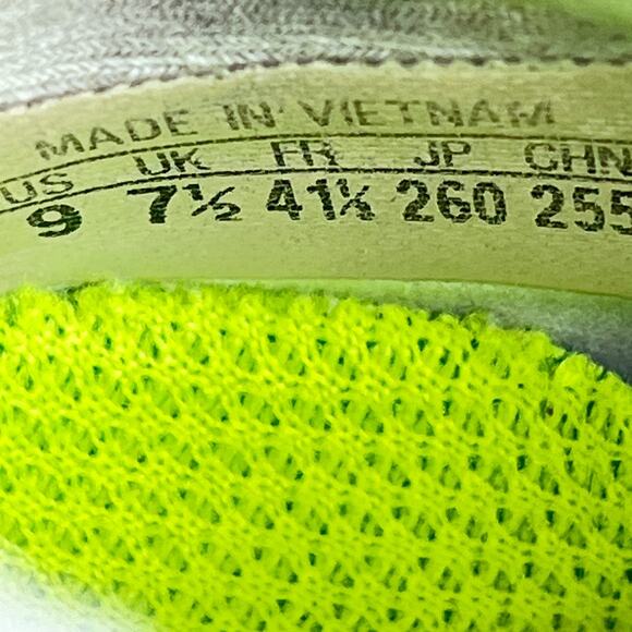 Adidas ULTRABOOST 21 White Cream Low Athletic Running Shoes Women's Size 9 - Picture 10 of 11